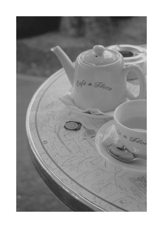 50 x 70 cm / White border