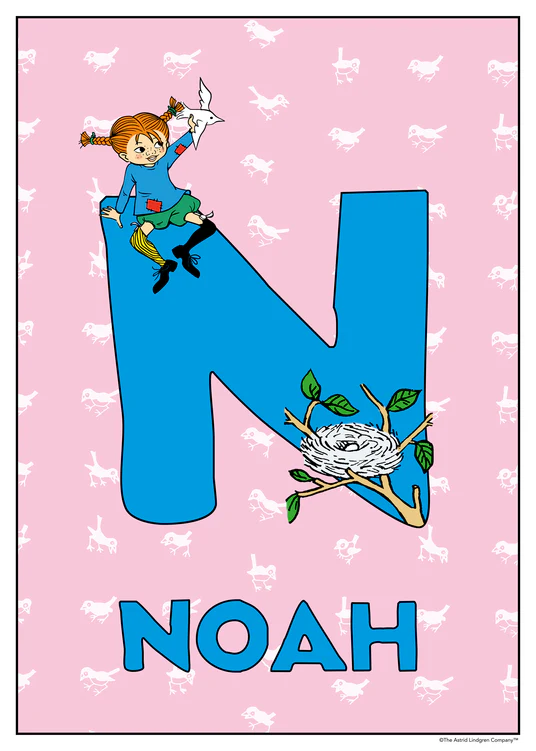 Pippi holds a bird on top of a large blue N next to a nest. Name: Noah.