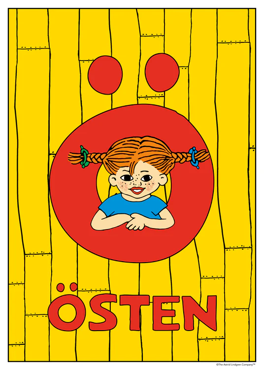 Pippi peeks through a big red Ö against a yellow wooden wall. Name: Östen. 
