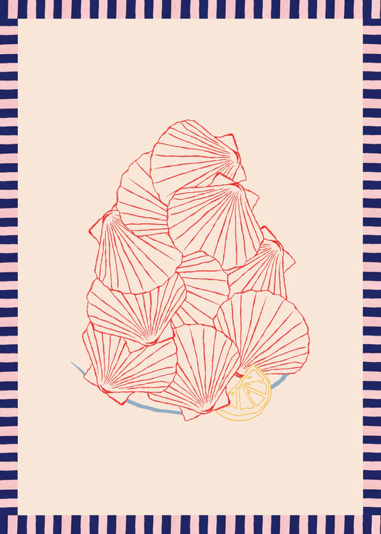 The Saint-Jacques du Marché Poster features fresh scallops artfully arranged with a lemon slice, evoking a French market vibe on a beige backdrop. It is framed with thick and thin navy blue and pink stripes, using a unique collage technique.